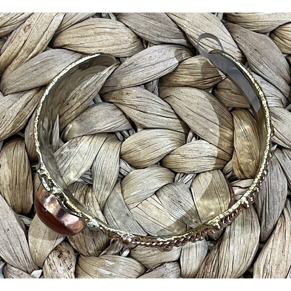 Fabulous Namibian Carnelian Hammered Silver Copper Tone Ornate Cuff Bracelet - Picture 6 of 9